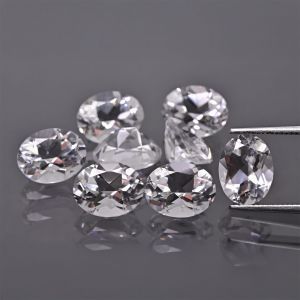 Oval stone, cone - White Topaz 8x6 MM