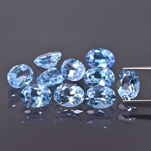 Oval stone, cone cut - Sky Topaz 6x4 MM